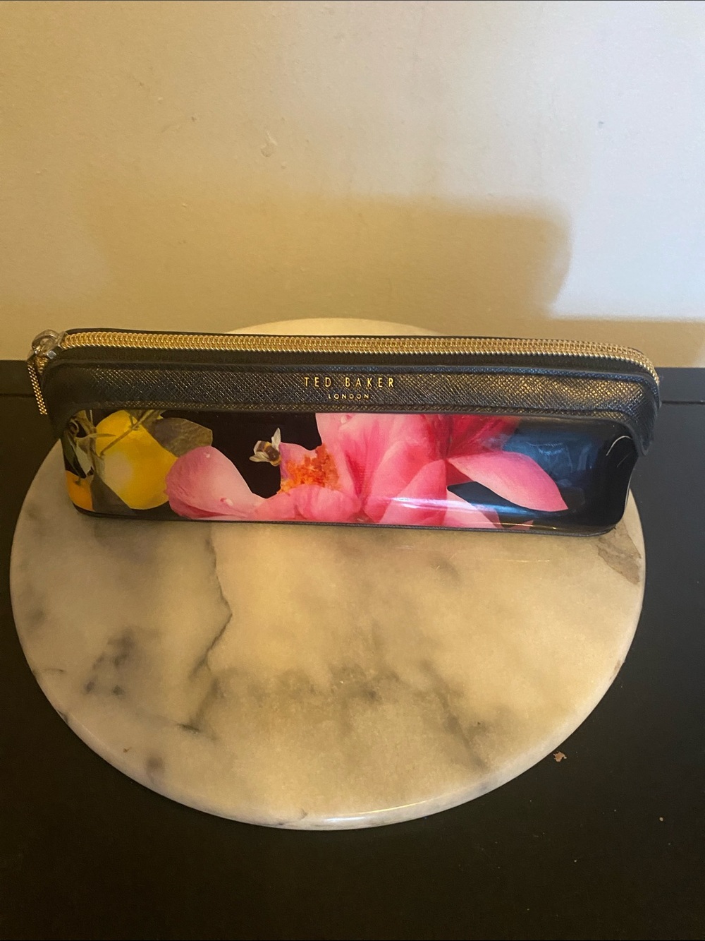 Ted Baker Tizzy Pom Pom Faux fur collar & Accessory case Lot - Picture 7 of 13